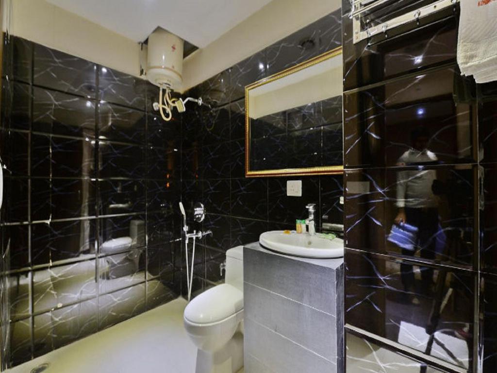 Click Hotel Kohinoor, Ludhiana Exterior foto